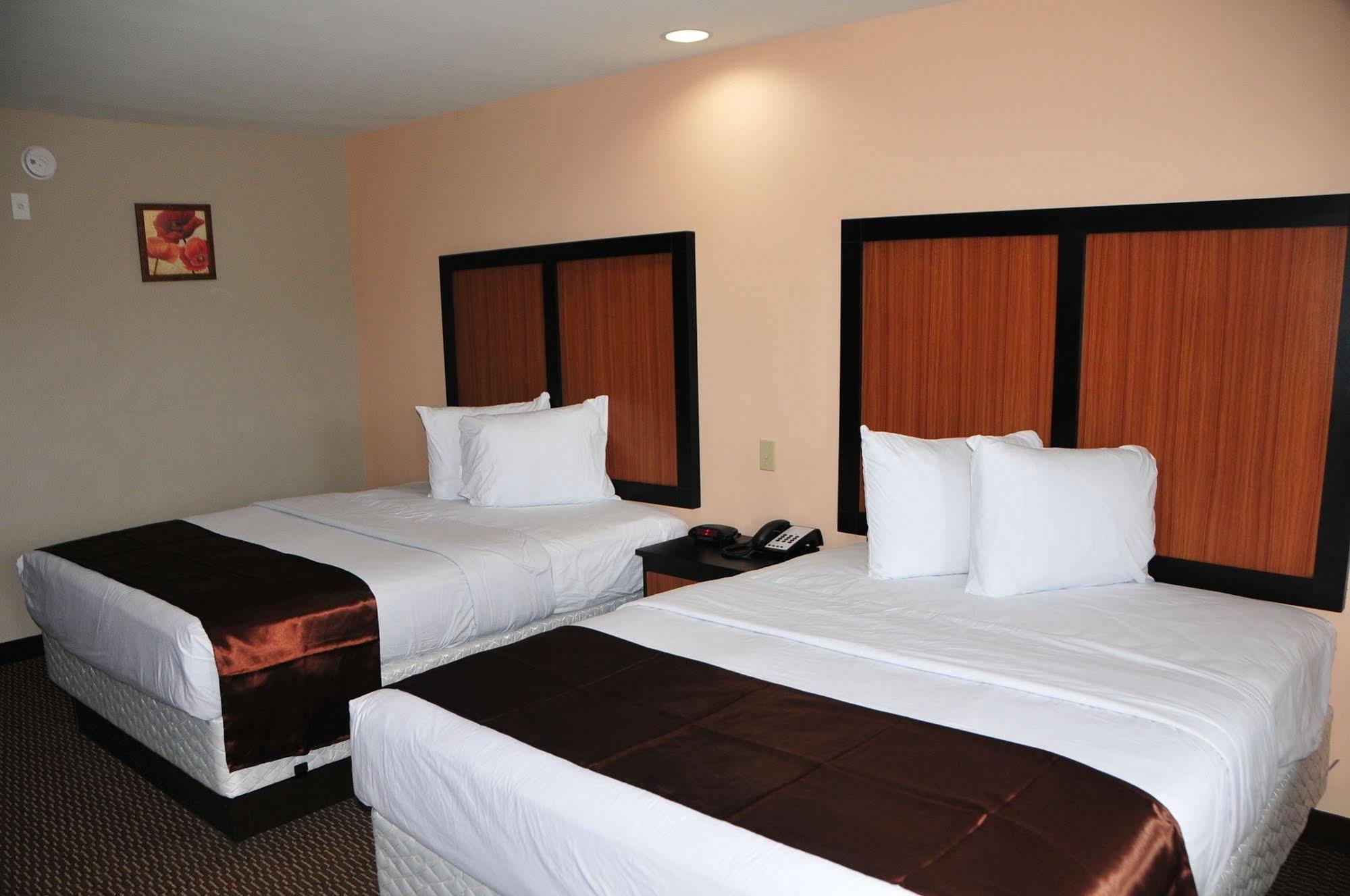 Paradise Inn & Suites บาตันรูช ภายนอก รูปภาพ